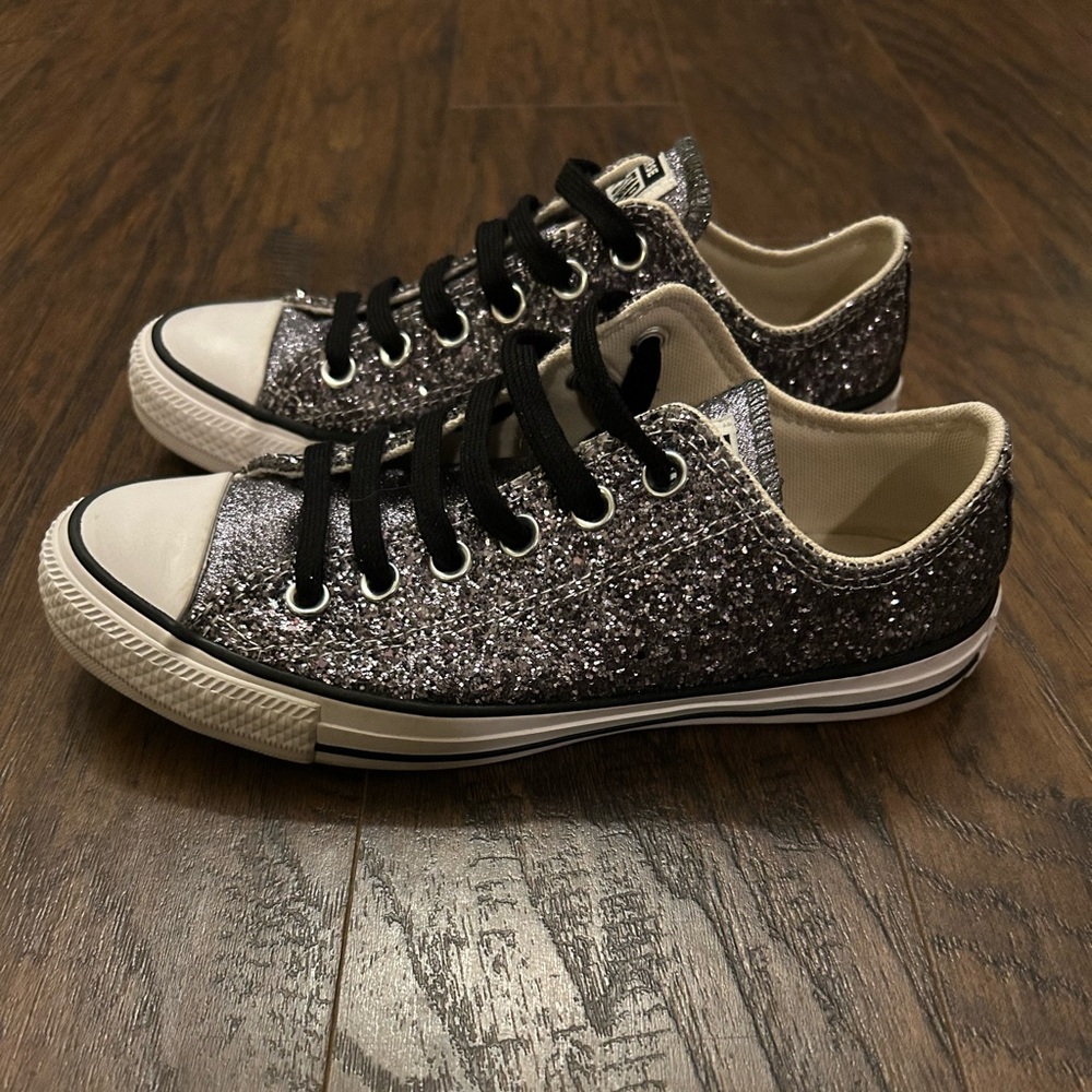 Converse Silver and Black Sparkle Sneakers Size 7